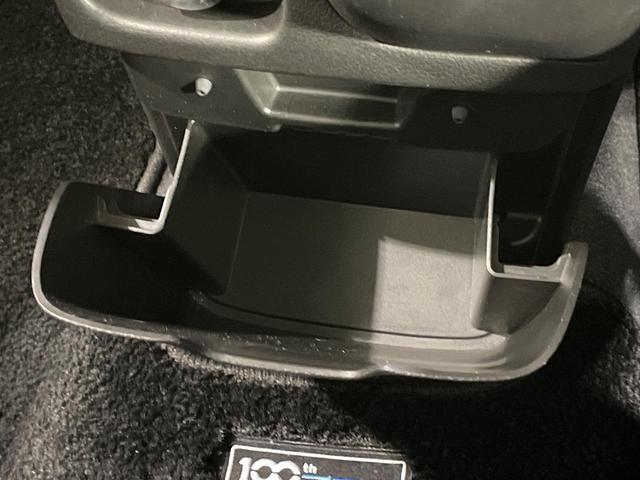 ソリオ Ｇ　衝突軽減　両側スライドドア　コーナーセンサー　スマートキー　オートエアコン　電動格納ミラー　車線逸脱警報　横滑り防止装置　盗難防止装置　プライバシーガラス（33枚目）