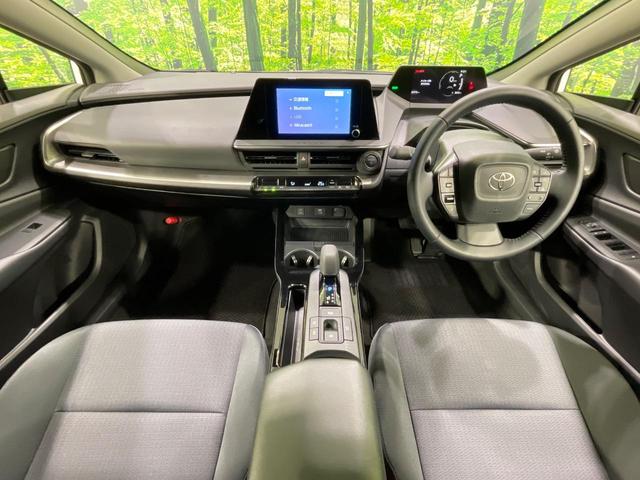 プリウス X 純正8型ナビ バックカメラ 衝突軽減 100V電源 レーダークルーズ ドラレコ コーナーセンサー スマートキー LEDヘッド ETC2.0 オートハイビーム 車線逸脱警報 オートライト(2枚目)