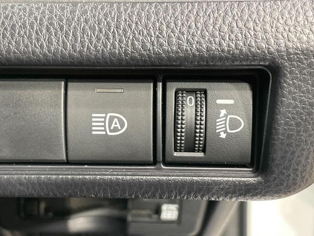 プリウス X 純正8型ナビ バックカメラ 衝突軽減 100V電源 レーダークルーズ ドラレコ コーナーセンサー スマートキー LEDヘッド ETC2.0 オートハイビーム 車線逸脱警報 オートライト(32枚目)