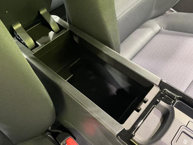 プリウス X 純正8型ナビ バックカメラ 衝突軽減 100V電源 レーダークルーズ ドラレコ コーナーセンサー スマートキー LEDヘッド ETC2.0 オートハイビーム 車線逸脱警報 オートライト(44枚目)