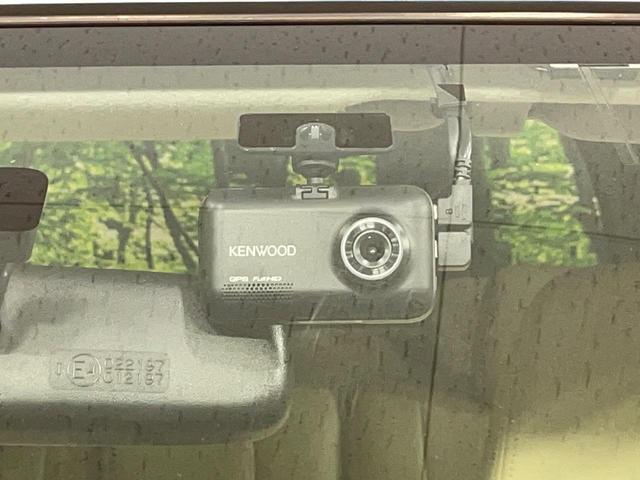 フリード G Lパッケージ ナビ 電動スライドドア ドラレコ ETC オートエアコン Bluetooth CD DVD再生 フルセグ キーレス プライバシーガラス ドアバイザー 電動格納ミラー(5枚目)