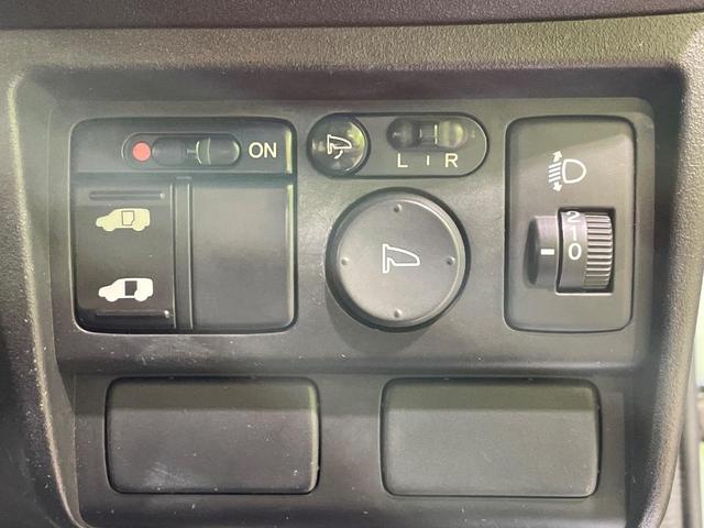 フリード G Lパッケージ ナビ 電動スライドドア ドラレコ ETC オートエアコン Bluetooth CD DVD再生 フルセグ キーレス プライバシーガラス ドアバイザー 電動格納ミラー(30枚目)