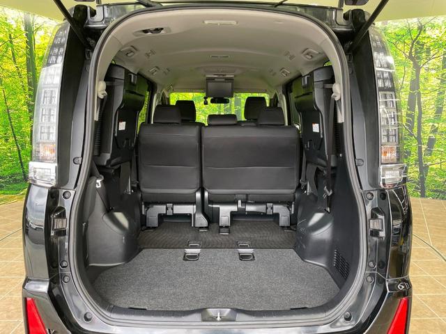 ヴォクシー ＺＳ　煌　両側電動スライドドア　純正１０型ナビ　後席モニター　バックカメラ　衝突軽減　ドラレコ　スマートキー　ＬＥＤヘッド　ＥＴＣ　クルコン　オートライト　デュアルエアコン　Ｂｌｕｅｔｏｏｔｈ　ＤＶＤ再生（11枚目）