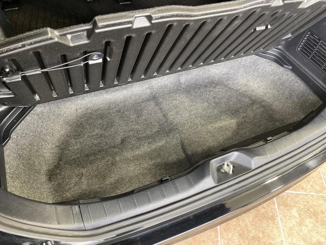 ヴォクシー ＺＳ　煌　両側電動スライドドア　純正１０型ナビ　後席モニター　バックカメラ　衝突軽減　ドラレコ　スマートキー　ＬＥＤヘッド　ＥＴＣ　クルコン　オートライト　デュアルエアコン　Ｂｌｕｅｔｏｏｔｈ　ＤＶＤ再生（44枚目）