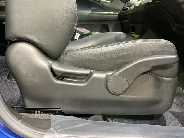 オデッセイ アブソルート　純正８型ナビ　バックカメラ　クルーズコントロール　ＥＴＣ　ドライブレコーダー　ハーフレザーシート　ＨＩＤヘッドライト　純正１７インチＡＷ　オートエアコン　ＣＤ再生　地デジ　ドアバイザー　電動格納ミラー（29枚目）