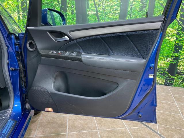 オデッセイ アブソルート　純正８型ナビ　バックカメラ　クルーズコントロール　ＥＴＣ　ドライブレコーダー　ハーフレザーシート　ＨＩＤヘッドライト　純正１７インチＡＷ　オートエアコン　ＣＤ再生　地デジ　ドアバイザー　電動格納ミラー（33枚目）