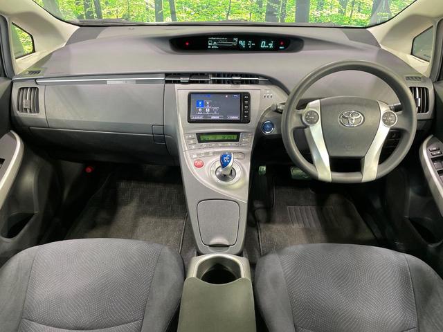 プリウス S 純正ナビ バックカメラ スマートキー HIDヘッド ETC 純正15インチAW オートライト オートエアコン 電動格納ミラー Bluetooth CD DVD再生 フルセグ プライバシーガラス(2枚目)