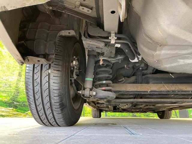 プリウス S 純正ナビ バックカメラ スマートキー HIDヘッド ETC 純正15インチAW オートライト オートエアコン 電動格納ミラー Bluetooth CD DVD再生 フルセグ プライバシーガラス(21枚目)