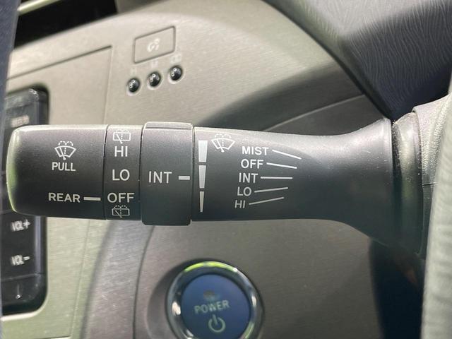 プリウス S 純正ナビ バックカメラ スマートキー HIDヘッド ETC 純正15インチAW オートライト オートエアコン 電動格納ミラー Bluetooth CD DVD再生 フルセグ プライバシーガラス(32枚目)