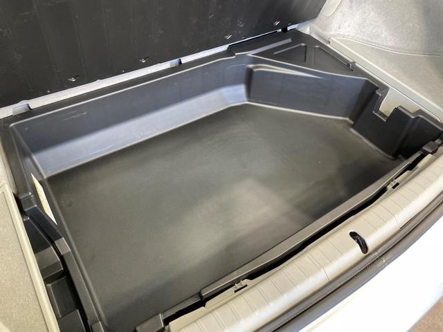 プリウス S 純正ナビ バックカメラ スマートキー HIDヘッド ETC 純正15インチAW オートライト オートエアコン 電動格納ミラー Bluetooth CD DVD再生 フルセグ プライバシーガラス(39枚目)