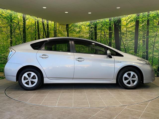 プリウス S 純正ナビ バックカメラ スマートキー HIDヘッド ETC 純正15インチAW オートライト オートエアコン 電動格納ミラー Bluetooth CD DVD再生 フルセグ プライバシーガラス(46枚目)