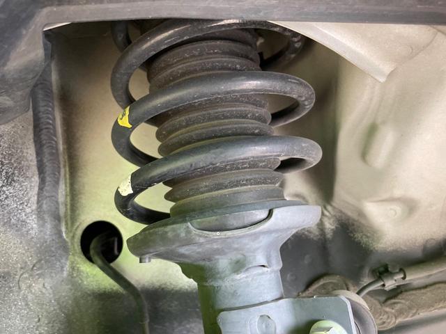 ハスラー Ｊスタイル　純正８型ナビ　バックカメラ　衝突軽減　シートヒーター　ドラレコ　コーナーセンサー　スマートキー　ＬＥＤヘッド　ルーフレール　ＥＴＣ　純正１５インチＡＷ　車線逸脱警報　オートライト　オートエアコン（20枚目）