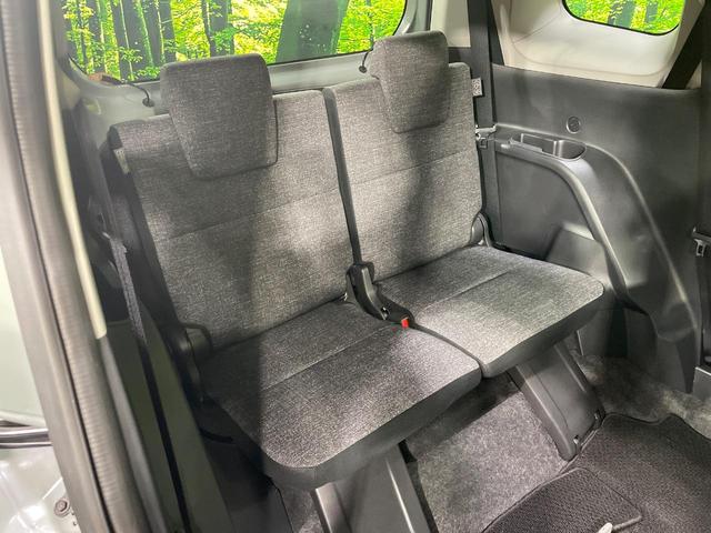 シエンタ ハイブリッドＺ　両側電動スライドドア　純正１０．５型ナビ　全周囲カメラ　衝突軽減　ＢＳＭ　レーダークルーズ　コーナーセンサー　ドラレコ　スマートキー　ＬＥＤヘッド　ＥＴＣ　オートハイビーム　車線逸脱警報　オートライト（10枚目）