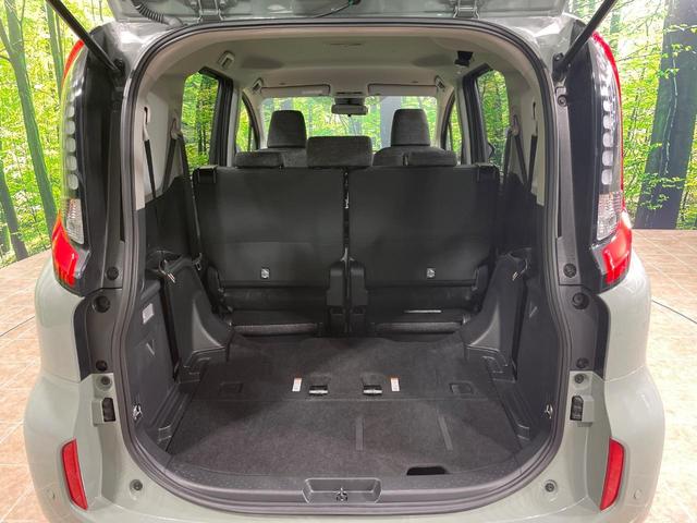 シエンタ ハイブリッドＺ　両側電動スライドドア　純正１０．５型ナビ　全周囲カメラ　衝突軽減　ＢＳＭ　レーダークルーズ　コーナーセンサー　ドラレコ　スマートキー　ＬＥＤヘッド　ＥＴＣ　オートハイビーム　車線逸脱警報　オートライト（11枚目）