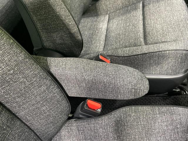 シエンタ ハイブリッドＺ　両側電動スライドドア　純正１０．５型ナビ　全周囲カメラ　衝突軽減　ＢＳＭ　レーダークルーズ　コーナーセンサー　ドラレコ　スマートキー　ＬＥＤヘッド　ＥＴＣ　オートハイビーム　車線逸脱警報　オートライト（27枚目）