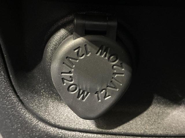 シエンタ ハイブリッドＺ　両側電動スライドドア　純正１０．５型ナビ　全周囲カメラ　衝突軽減　ＢＳＭ　レーダークルーズ　コーナーセンサー　ドラレコ　スマートキー　ＬＥＤヘッド　ＥＴＣ　オートハイビーム　車線逸脱警報　オートライト（40枚目）