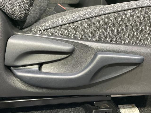 シエンタ ハイブリッドＺ　両側電動スライドドア　純正１０．５型ナビ　全周囲カメラ　衝突軽減　ＢＳＭ　レーダークルーズ　コーナーセンサー　ドラレコ　スマートキー　ＬＥＤヘッド　ＥＴＣ　オートハイビーム　車線逸脱警報　オートライト（48枚目）