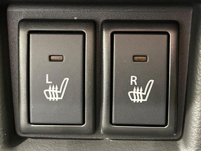 スペーシアカスタム ハイブリッドＸＳ　届出済未使用車　両側電動スライドドア　衝突軽減　アダプティブクルーズ　ステアリングヒーター　ヘッドアップディスプレイ　コーナーセンサー　スマートキー　ＬＥＤヘッド　純正１５インチＡＷ　オートハイビーム（6枚目）