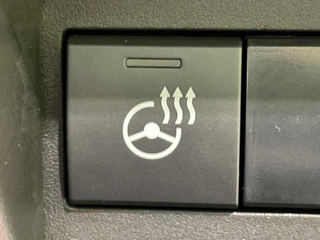 スペーシアカスタム ハイブリッドＸＳ　届出済未使用車　両側電動スライドドア　衝突軽減　アダプティブクルーズ　ステアリングヒーター　ヘッドアップディスプレイ　コーナーセンサー　スマートキー　ＬＥＤヘッド　純正１５インチＡＷ　オートハイビーム（7枚目）