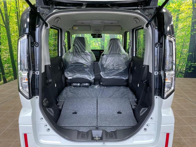 スペーシアカスタム ハイブリッドＸＳ　届出済未使用車　両側電動スライドドア　衝突軽減　アダプティブクルーズ　ステアリングヒーター　ヘッドアップディスプレイ　コーナーセンサー　スマートキー　ＬＥＤヘッド　純正１５インチＡＷ　オートハイビーム（10枚目）