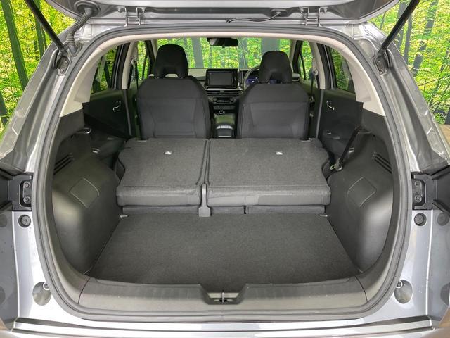 ノート X 純正9型ディスプレイオーディオ バックカメラ 衝突軽減 クリアランスソナー LEDヘッド スマートキー ETC オートハイビーム 車線逸脱防止警報 オートエアコン 盗難防止装置 プライバシーガラス(10枚目)