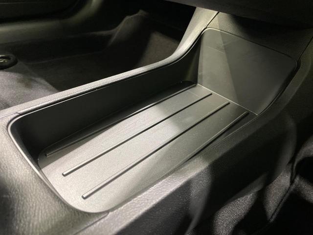 ノート X 純正9型ディスプレイオーディオ バックカメラ 衝突軽減 クリアランスソナー LEDヘッド スマートキー ETC オートハイビーム 車線逸脱防止警報 オートエアコン 盗難防止装置 プライバシーガラス(39枚目)