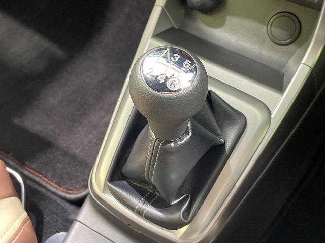 コペン ローブ 5速MT SDナビ バックカメラ シートヒーター ドラレコ スマートキー LEDヘッド ETC 純正オプション16インチAW オートライト オートエアコン Bluetooth CD フルセグ(3枚目)