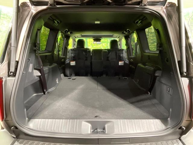 ランドクルーザー２５０ ＶＸ　サンルーフ　純正１２．３型ディスプレイ　全周囲カメラ　衝突軽減　レーダークルーズ　電動リアゲート　黒革シート　ＥＴＣ　快適温熱シート　パワーシート　ステアリングヒーター　コーナーセンサー　ＬＥＤヘッド（11枚目）