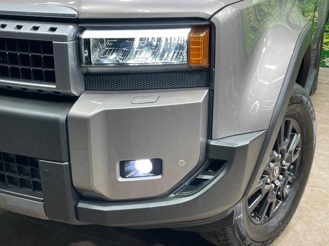 ランドクルーザー２５０ ＶＸ　サンルーフ　純正１２．３型ディスプレイ　全周囲カメラ　衝突軽減　レーダークルーズ　電動リアゲート　黒革シート　ＥＴＣ　快適温熱シート　パワーシート　ステアリングヒーター　コーナーセンサー　ＬＥＤヘッド（13枚目）