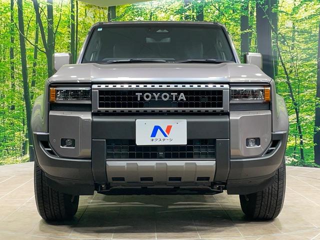 ランドクルーザー２５０ ＶＸ　サンルーフ　純正１２．３型ディスプレイ　全周囲カメラ　衝突軽減　レーダークルーズ　電動リアゲート　黒革シート　ＥＴＣ　快適温熱シート　パワーシート　ステアリングヒーター　コーナーセンサー　ＬＥＤヘッド（15枚目）