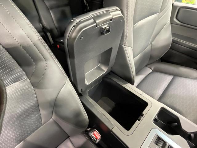 ランドクルーザー２５０ ＶＸ　サンルーフ　純正１２．３型ディスプレイ　全周囲カメラ　衝突軽減　レーダークルーズ　電動リアゲート　黒革シート　ＥＴＣ　快適温熱シート　パワーシート　ステアリングヒーター　コーナーセンサー　ＬＥＤヘッド（61枚目）