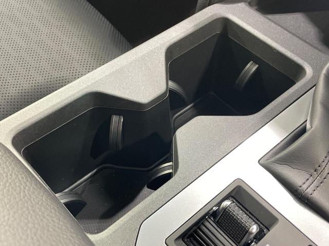 ランドクルーザー２５０ ＶＸ　サンルーフ　純正１２．３型ディスプレイ　全周囲カメラ　衝突軽減　レーダークルーズ　電動リアゲート　黒革シート　ＥＴＣ　快適温熱シート　パワーシート　ステアリングヒーター　コーナーセンサー　ＬＥＤヘッド（62枚目）