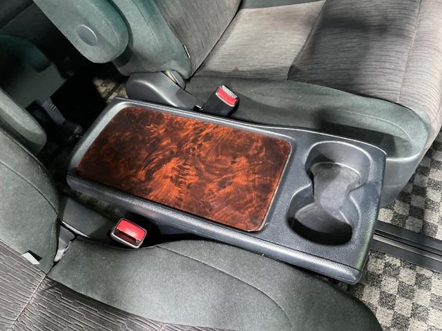 ヴェルファイア ２．４Ｚ　ＳＤナビ　両側電動スライドドア　バックカメラ　コーナーセンサー　スマートキー　ＨＩＤヘッド　オートライト　デュアルエアコン　リアエアコン　Ｂｌｕｅｔｏｏｔｈ　ＣＤ　ＤＶＤ再生（51枚目）