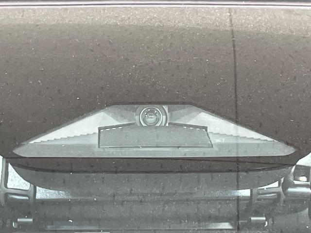 ヴェゼル ｅ：ＨＥＶ　ＰＬａＹ　純正９型ナビ　バックカメラ　衝突軽減　レーダークルーズ　ハーフレザーシート　ドラレコ　デジタルインナーミラー　ＬＥＤヘッド　ＥＴＣ２．０　純正１８インチＡＷ　オートハイビーム（7枚目）