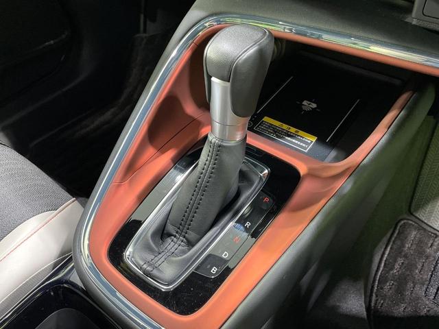 ヴェゼル ｅ：ＨＥＶ　ＰＬａＹ　純正９型ナビ　バックカメラ　衝突軽減　レーダークルーズ　ハーフレザーシート　ドラレコ　デジタルインナーミラー　ＬＥＤヘッド　ＥＴＣ２．０　純正１８インチＡＷ　オートハイビーム（21枚目）