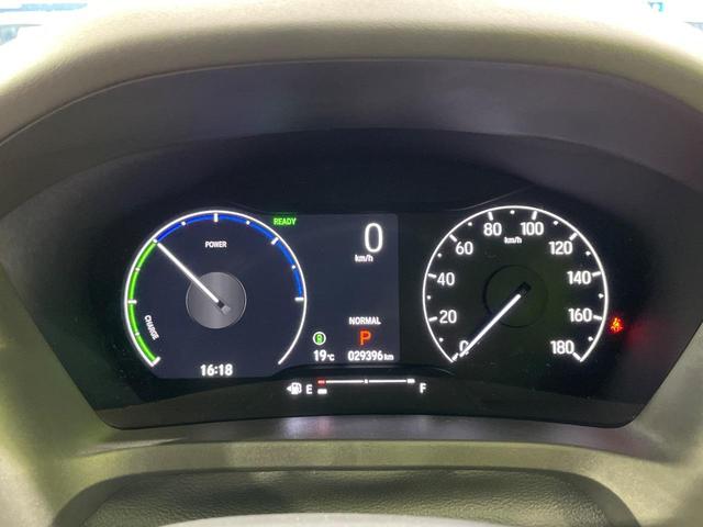 ヴェゼル ｅ：ＨＥＶ　ＰＬａＹ　純正９型ナビ　バックカメラ　衝突軽減　レーダークルーズ　ハーフレザーシート　ドラレコ　デジタルインナーミラー　ＬＥＤヘッド　ＥＴＣ２．０　純正１８インチＡＷ　オートハイビーム（24枚目）