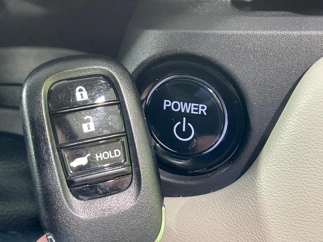 ヴェゼル ｅ：ＨＥＶ　ＰＬａＹ　純正９型ナビ　バックカメラ　衝突軽減　レーダークルーズ　ハーフレザーシート　ドラレコ　デジタルインナーミラー　ＬＥＤヘッド　ＥＴＣ２．０　純正１８インチＡＷ　オートハイビーム（33枚目）