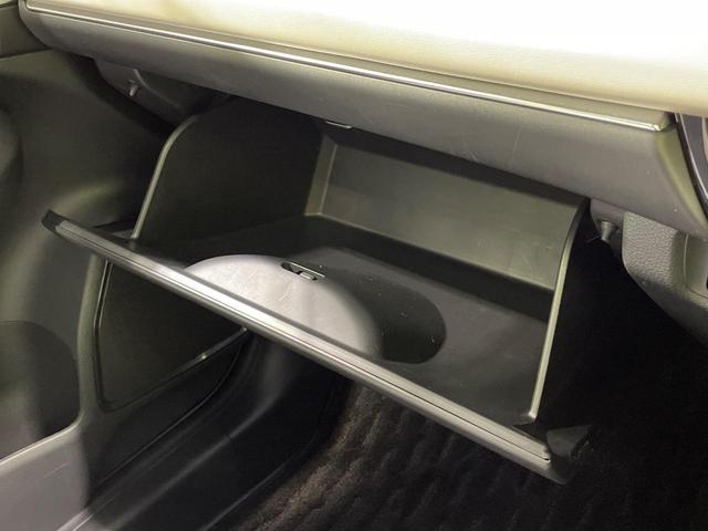 ヴェゼル ｅ：ＨＥＶ　ＰＬａＹ　純正９型ナビ　バックカメラ　衝突軽減　レーダークルーズ　ハーフレザーシート　ドラレコ　デジタルインナーミラー　ＬＥＤヘッド　ＥＴＣ２．０　純正１８インチＡＷ　オートハイビーム（48枚目）