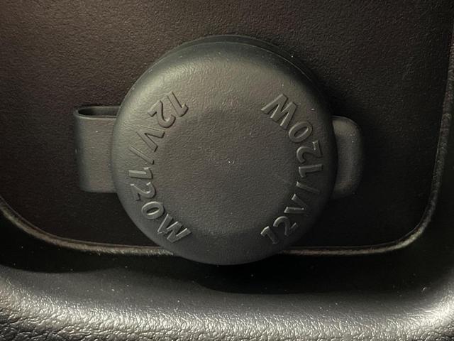 ソリオバンディット ハイブリッドＭＶ　登録済未使用車　両側電動スライドドア　衝突軽減　コーナーセンサー　スマートキー　ＬＥＤヘッド　純正１５インチＡＷ　オートハイビーム　車線逸脱警報　オートライト　オートエアコン　ＬＥＤフォグ（36枚目）