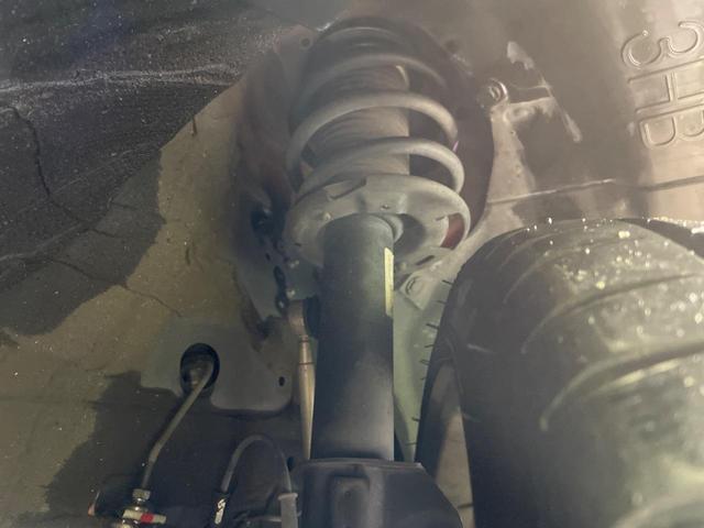 スイフトスポーツ ベースグレード　ターボ　純正ナビ　全周囲カメラ　衝突軽減　ドラレコ　パドルシフト　スマートキー　シートヒーター　ＬＥＤヘッド　ＥＴＣ　純正１７インチＡＷ　車線逸脱警報　オートライト　Ｂｌｕｅｔｏｏｔｈ　ＣＤ（20枚目）