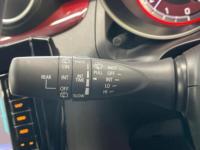 スイフトスポーツ ベースグレード　ターボ　純正ナビ　全周囲カメラ　衝突軽減　ドラレコ　パドルシフト　スマートキー　シートヒーター　ＬＥＤヘッド　ＥＴＣ　純正１７インチＡＷ　車線逸脱警報　オートライト　Ｂｌｕｅｔｏｏｔｈ　ＣＤ（28枚目）