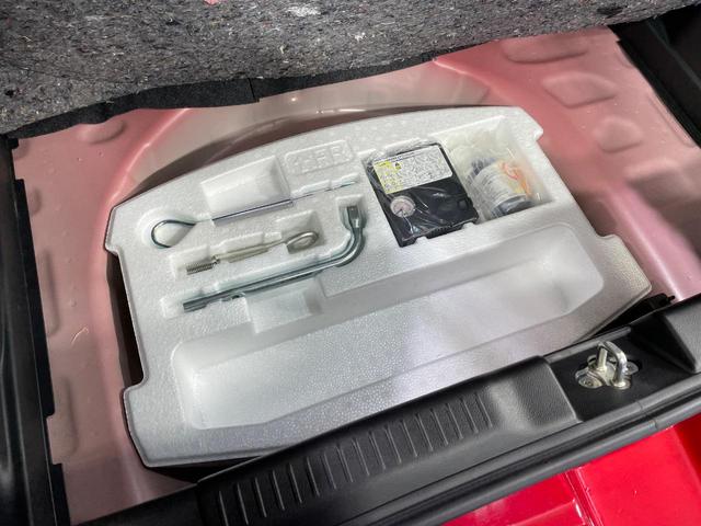 スイフトスポーツ ベースグレード　ターボ　純正ナビ　全周囲カメラ　衝突軽減　ドラレコ　パドルシフト　スマートキー　シートヒーター　ＬＥＤヘッド　ＥＴＣ　純正１７インチＡＷ　車線逸脱警報　オートライト　Ｂｌｕｅｔｏｏｔｈ　ＣＤ（37枚目）