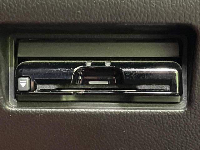 スイフトスポーツ ベースグレード　ターボ　純正ナビ　全周囲カメラ　衝突軽減　ドラレコ　パドルシフト　スマートキー　シートヒーター　ＬＥＤヘッド　ＥＴＣ　純正１７インチＡＷ　車線逸脱警報　オートライト　Ｂｌｕｅｔｏｏｔｈ　ＣＤ（39枚目）