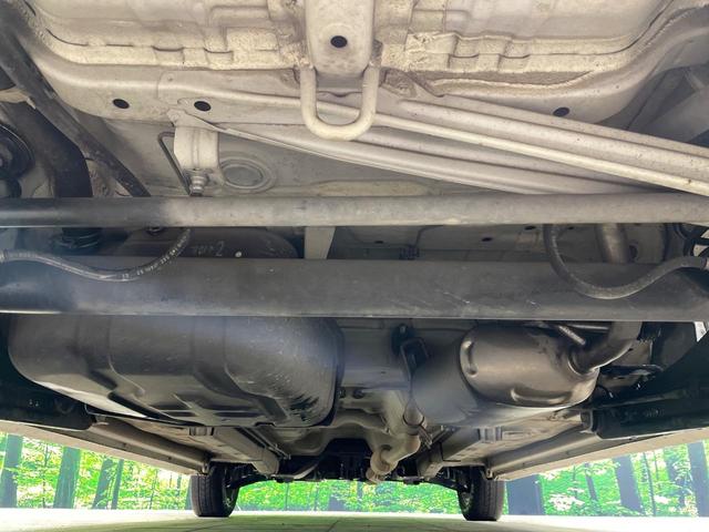 ワゴンRスティングレー X スマートキー HIDヘッド フォグライト オートエアコン CD 純正14インチAW 電動格納ミラー プライバシーガラス 革巻きハンドル ドアバイザー 盗難防止システム(19枚目)