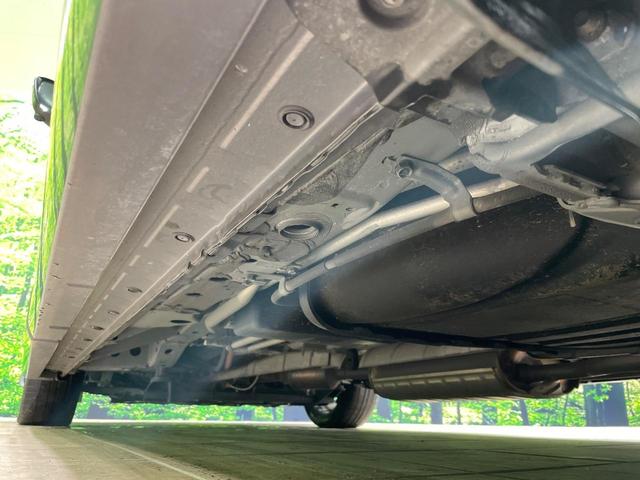 セレナ ｅ－パワー　ハイウェイスターＶ　両側電動スライドドア　後席モニター　純正９型ナビ　全周囲カメラ　セーフティパックＡ　衝突軽減　プロパイロット　デジタルインナーミラー　ＢＳＭ　ドラレコ　コーナーセンサー　ＬＥＤヘッド＆フォグ　ＥＴＣ（23枚目）