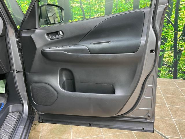 セレナ ｅ－パワー　ハイウェイスターＶ　両側電動スライドドア　後席モニター　純正９型ナビ　全周囲カメラ　セーフティパックＡ　衝突軽減　プロパイロット　デジタルインナーミラー　ＢＳＭ　ドラレコ　コーナーセンサー　ＬＥＤヘッド＆フォグ　ＥＴＣ（34枚目）