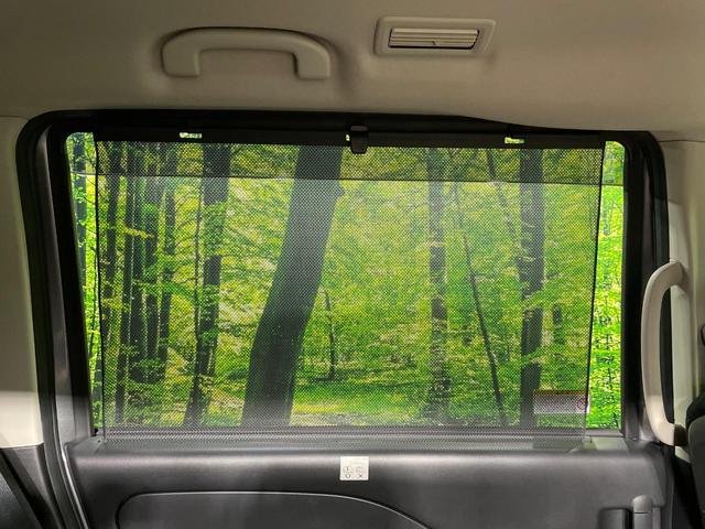 セレナ ｅ－パワー　ハイウェイスターＶ　両側電動スライドドア　後席モニター　純正９型ナビ　全周囲カメラ　セーフティパックＡ　衝突軽減　プロパイロット　デジタルインナーミラー　ＢＳＭ　ドラレコ　コーナーセンサー　ＬＥＤヘッド＆フォグ　ＥＴＣ（39枚目）