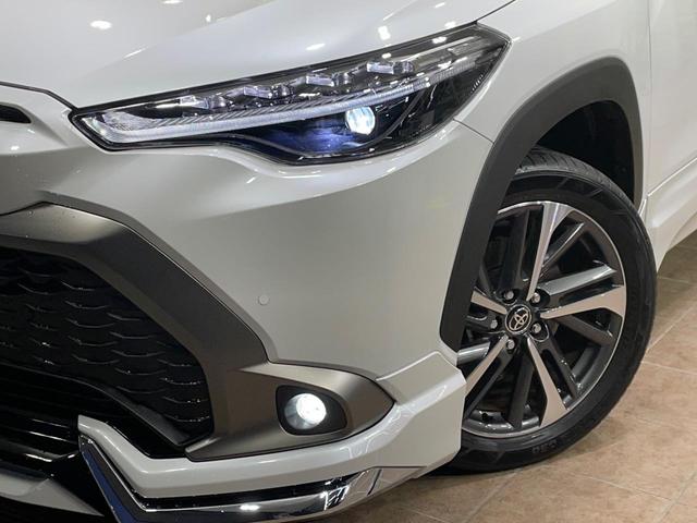 【シーケンシャルターンランプ付きＬＥＤヘッドライト】人気の『流れるウィンカー』付きのＬＥＤヘッドライトを装備♪高級感はもちろん、点灯時は存在感たっぷりで他車からも認識されやすく安心です。