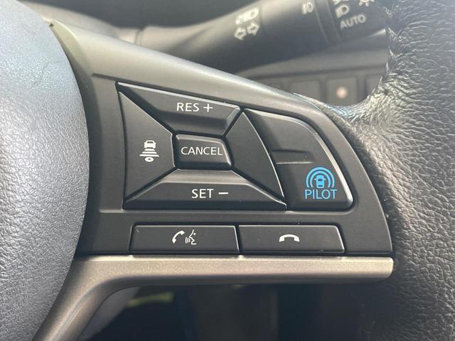 セレナ ｅ－パワー　ハイウェイスターＶ　純正９型ナビ　全周囲カメラ　衝突軽減　レーダークルーズ　コーナーセンサー　車線逸脱警報　両側電動スライドドア　スマートキー　ドラレコ　ＬＥＤヘッド＆フォグ　純正１５インチＡＷ　ダブルエアコン（7枚目）