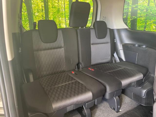 セレナ ｅ－パワー　ハイウェイスターＶ　純正９型ナビ　全周囲カメラ　衝突軽減　レーダークルーズ　コーナーセンサー　車線逸脱警報　両側電動スライドドア　スマートキー　ドラレコ　ＬＥＤヘッド＆フォグ　純正１５インチＡＷ　ダブルエアコン（10枚目）